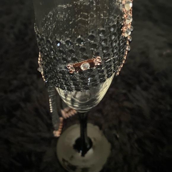 Black and Rose Gold Bling Wine Glass Set, His and Hers Elegant Wine Glasses - Picture 9 of 17